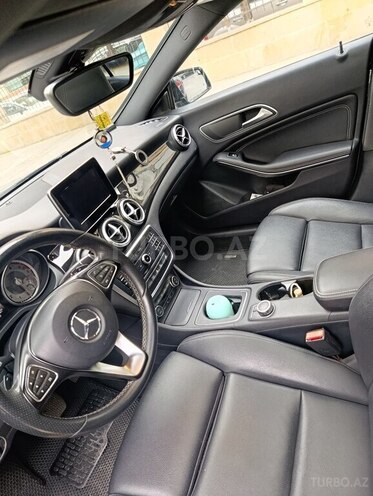 Mercedes CLA 250-7