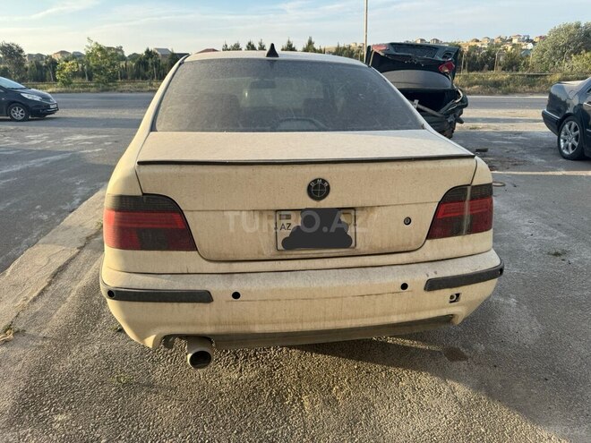 BMW 523-5