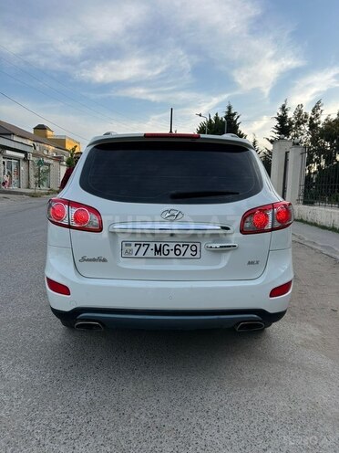 Hyundai Santa Fe-2