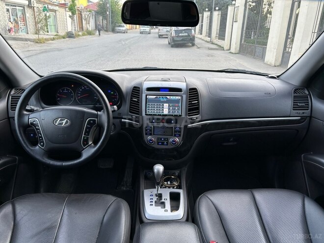 Hyundai Santa Fe-5