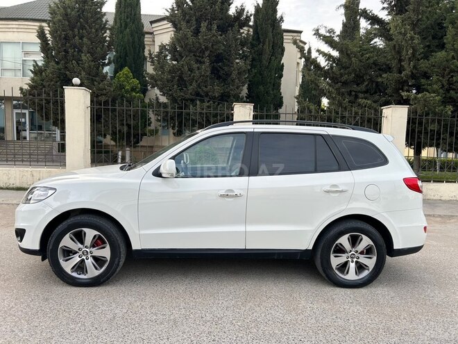 Hyundai Santa Fe-4