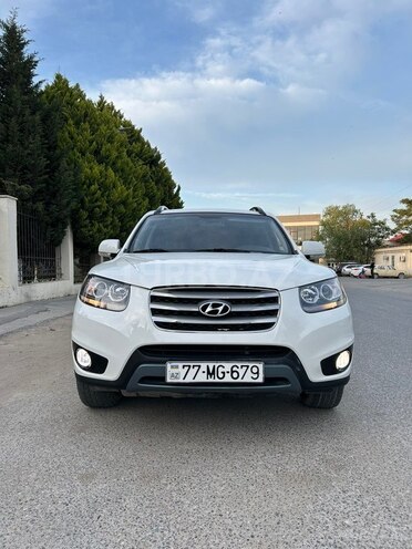 Hyundai Santa Fe-1
