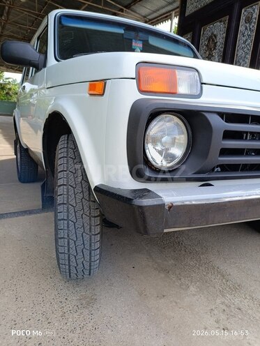 LADA (VAZ) Niva-8