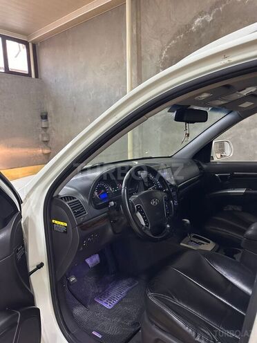 Hyundai Santa Fe-9
