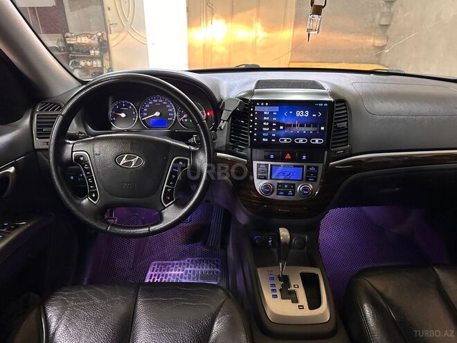 Hyundai Santa Fe-8