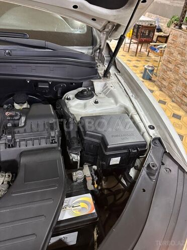 Hyundai Santa Fe-15