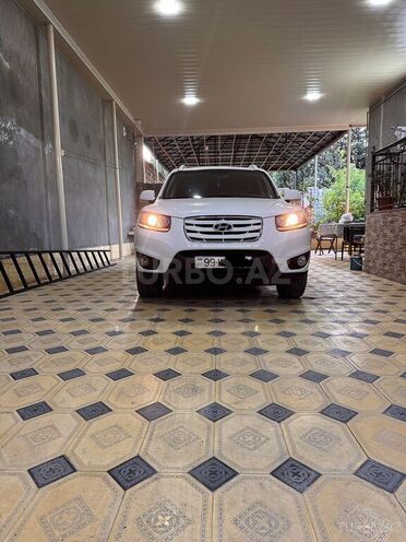 Hyundai Santa Fe-1