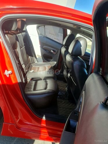 Chevrolet Cruze-9