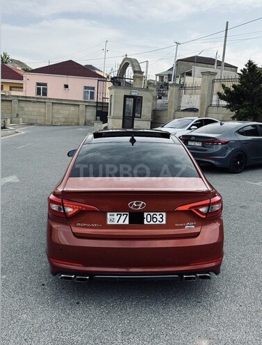 Hyundai Sonata-3