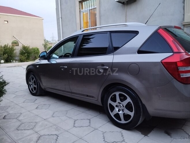 Kia Ceed SW-4