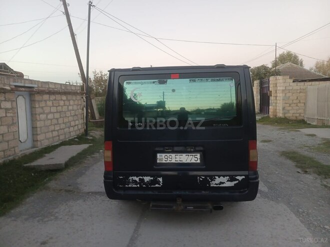 Ford Transit-2