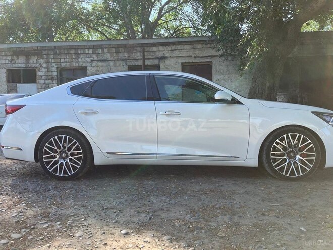 Kia K7-10