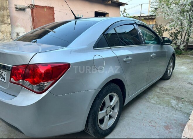 Chevrolet Cruze-3
