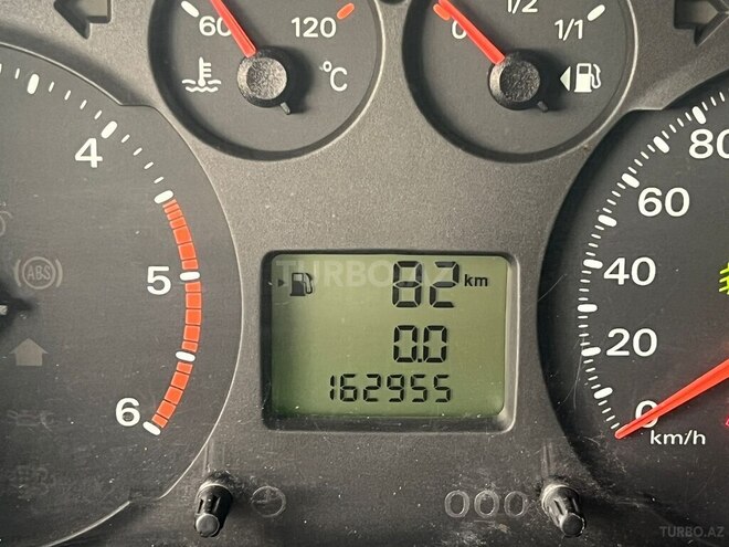 Ford Transit-7