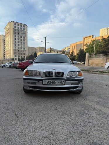BMW 323-2