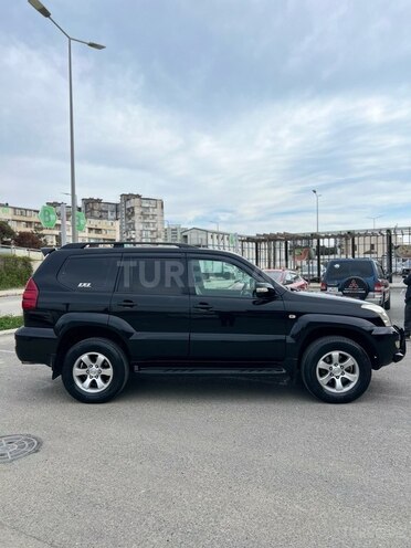 Toyota Land Cruiser Prado-3
