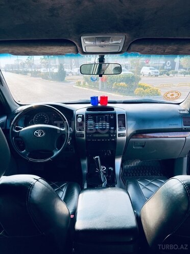 Toyota Land Cruiser Prado-10