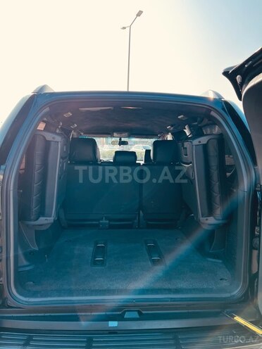 Toyota Land Cruiser Prado-12