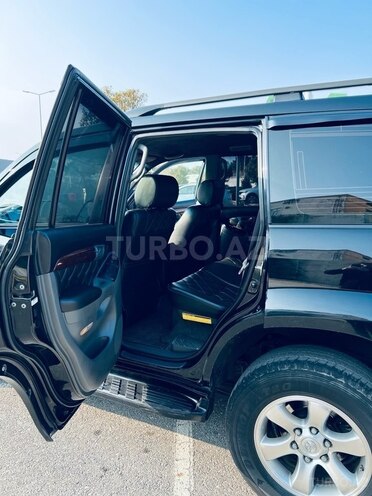 Toyota Land Cruiser Prado-11