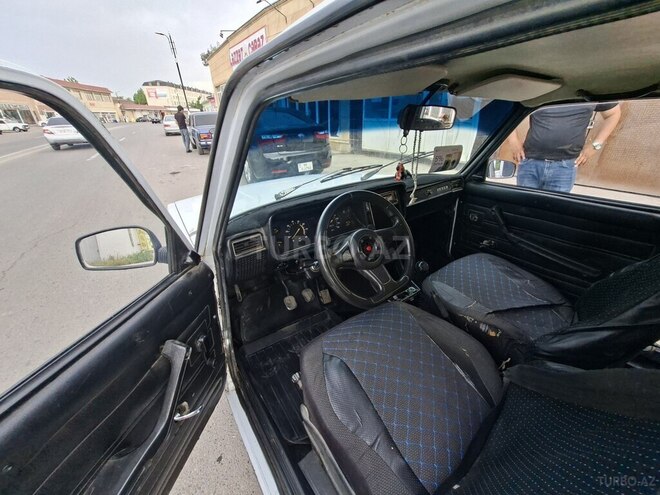 LADA (VAZ) 2107-6