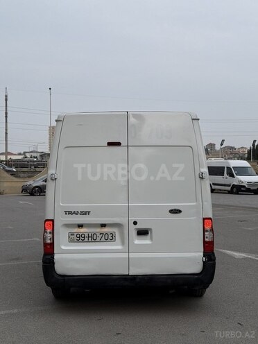 Ford Transit-2