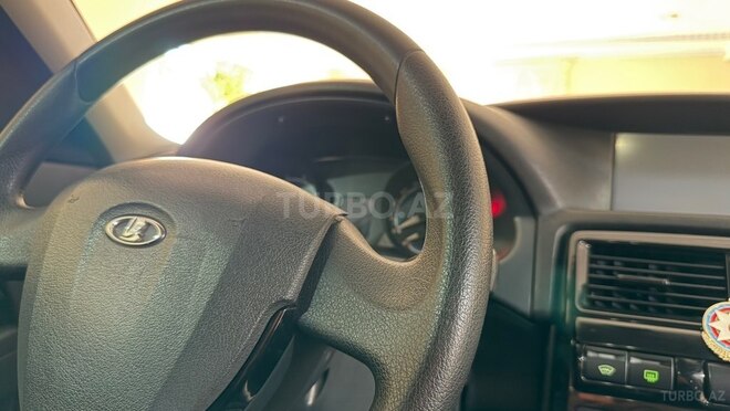 LADA (VAZ) Priora-13