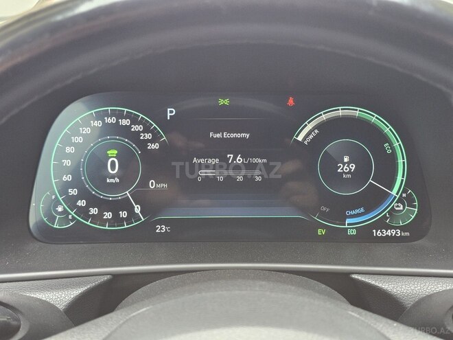 Hyundai Sonata-12