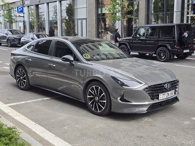 Hyundai Sonata-2