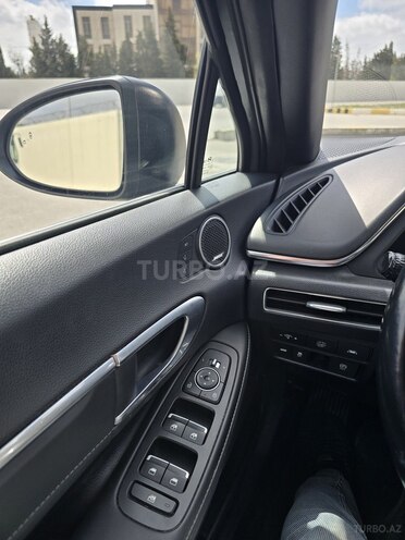 Hyundai Sonata-18