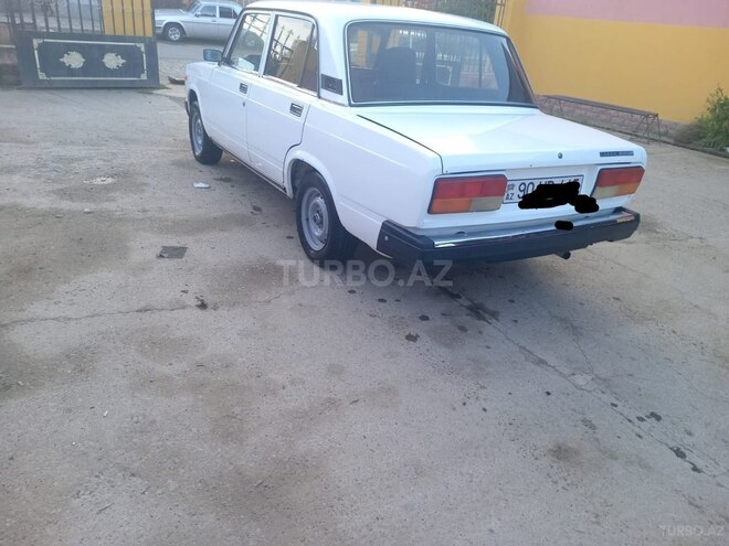 LADA (VAZ) 2107-5