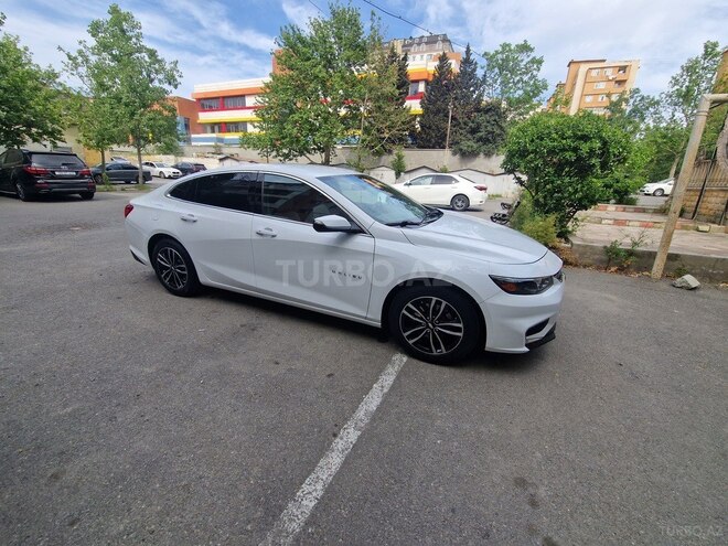Chevrolet Malibu-8