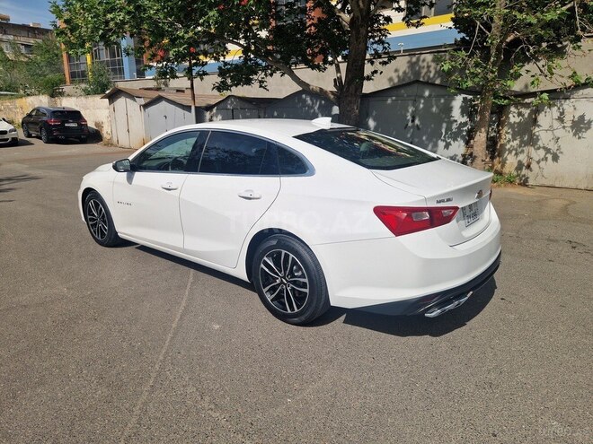 Chevrolet Malibu-11