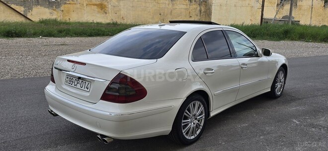 Mercedes E 300-13