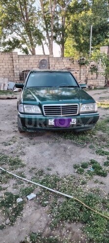 Mercedes C 240-1