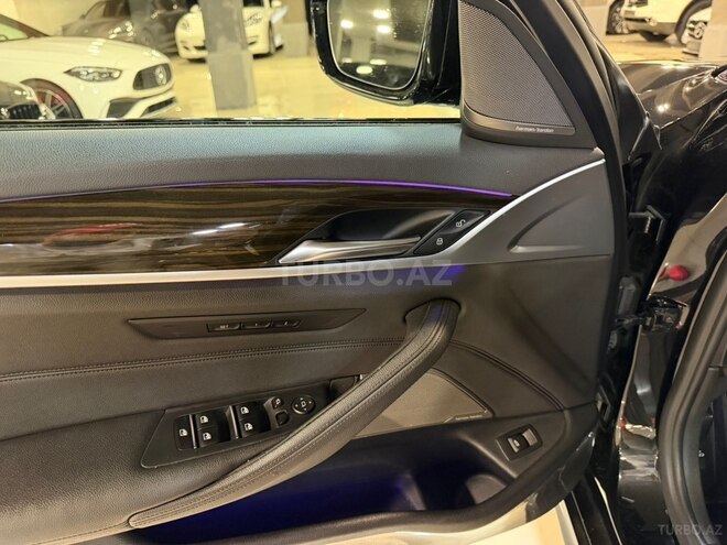 BMW 530-16