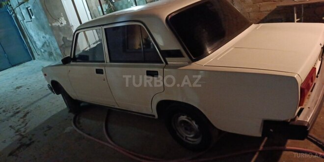 LADA (VAZ) 2107-4