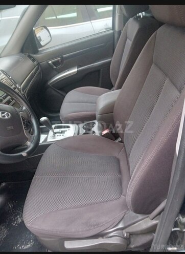Hyundai Santa Fe-14