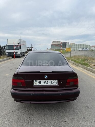 BMW 523-2