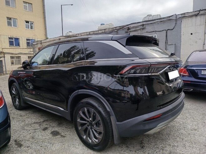 Baic X7-9