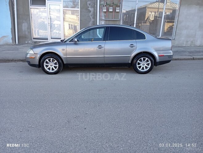 Volkswagen Passat-2