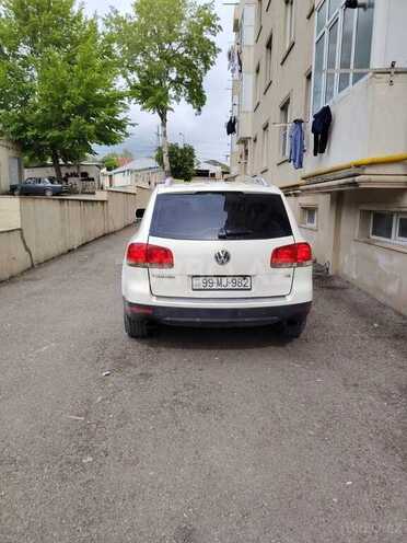 Volkswagen Touareg-2