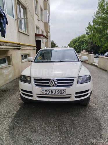 Volkswagen Touareg-1