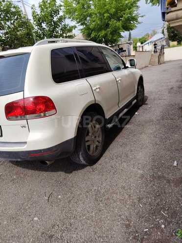 Volkswagen Touareg-12