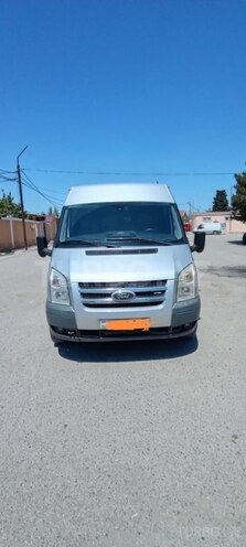 Ford Transit-1