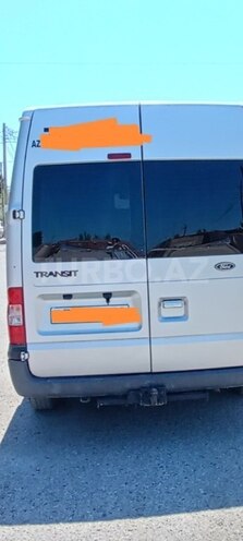 Ford Transit-2
