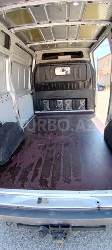 Ford Transit-12