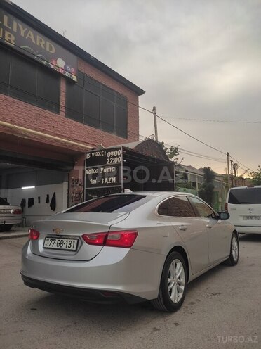 Chevrolet Malibu-5