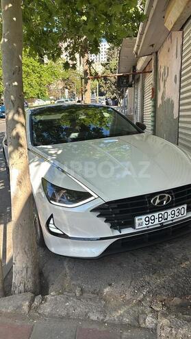 Hyundai Sonata-1
