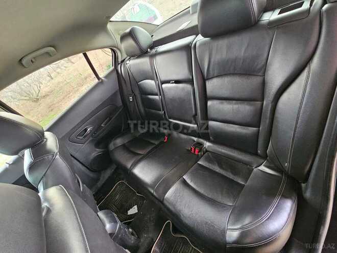 Chevrolet Cruze-3