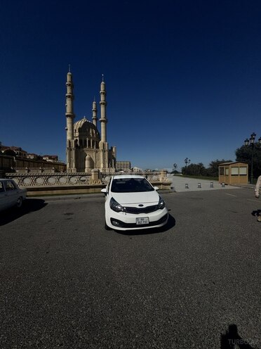 Kia Rio-9